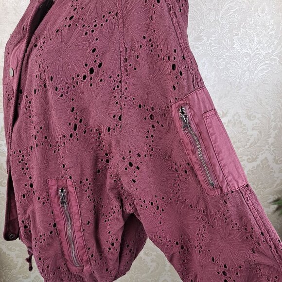 Free People Daisy Jane Size Medium Embroidered Eyelet Bomber Jacket Raspberry - Picture 8 of 16